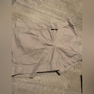 💥Like new 💥Ann Taylor Khaki Signature Shorts
